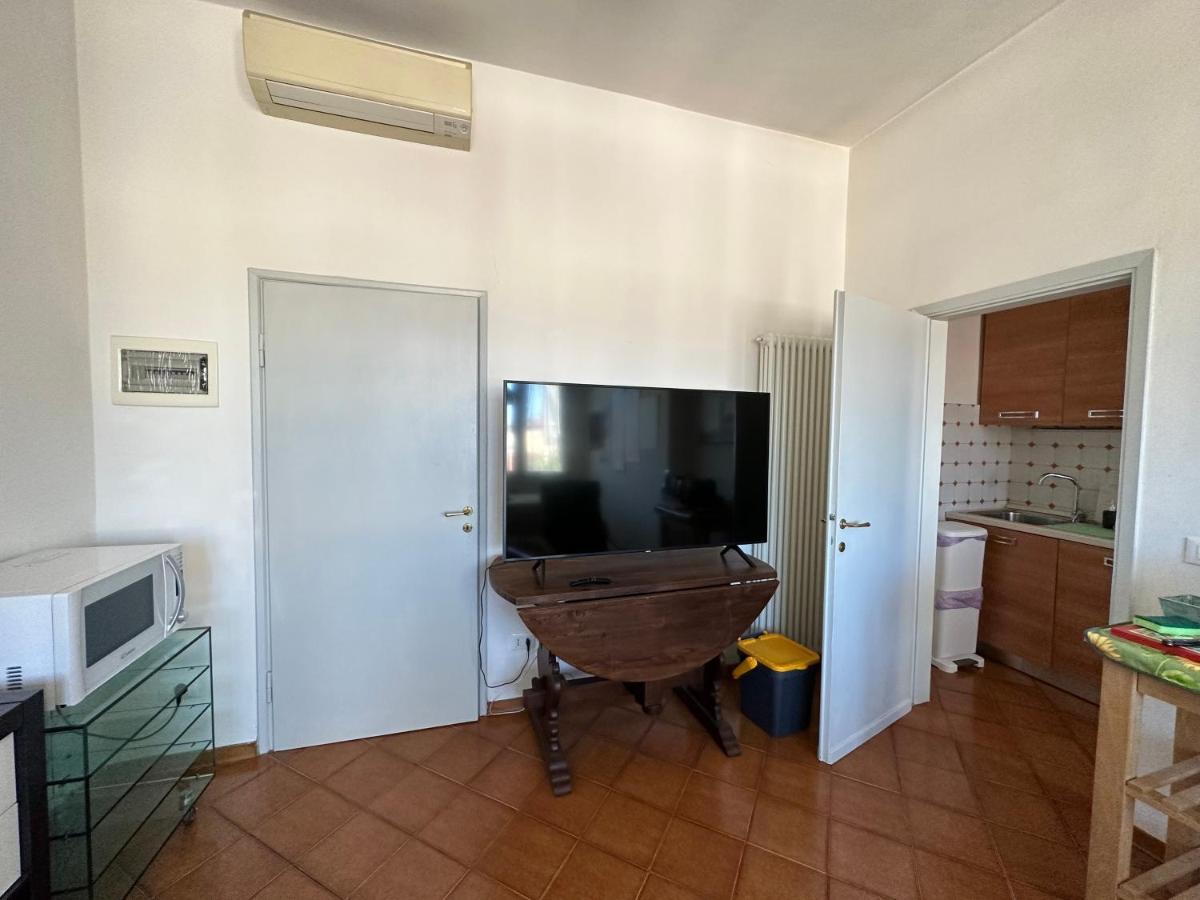 Freedom Apartment Флоренція Екстер'єр фото